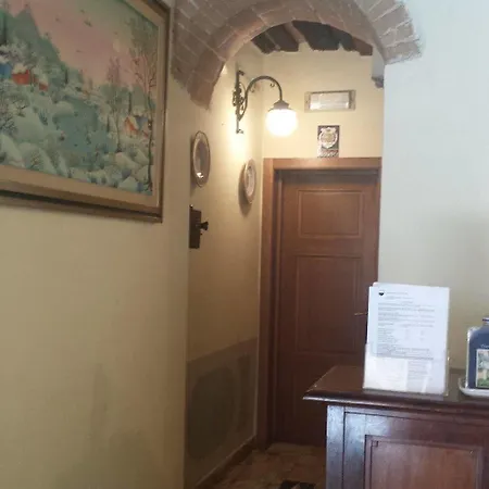 Antica Torre Ξενοδοχείο Σιένα